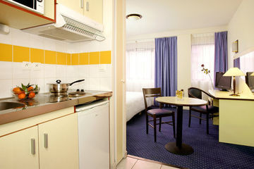 Comfort Suites Cannes Mandelieu Mandelieu-la-Napoule Exterior foto