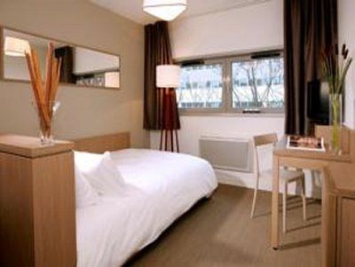 Comfort Suites Cannes Mandelieu Mandelieu-la-Napoule Exterior foto